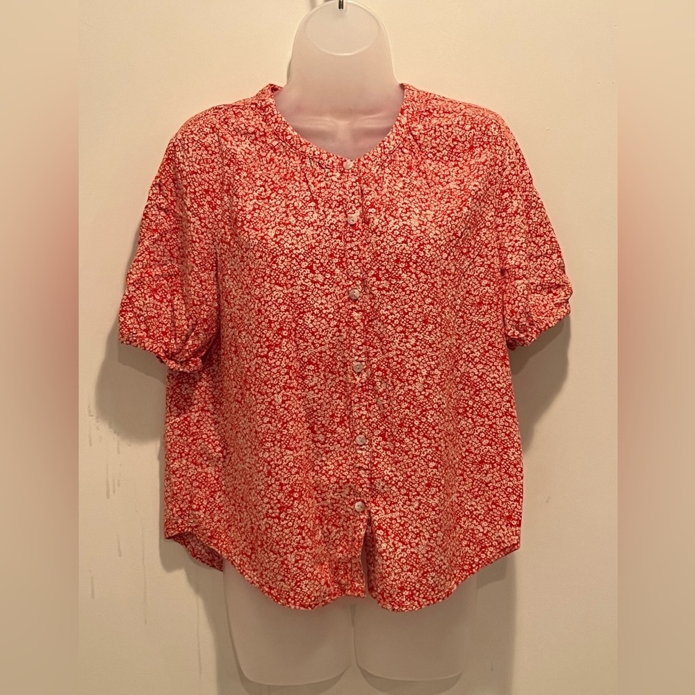 UNIVERSAL THREAD women floral printed blouse/size M